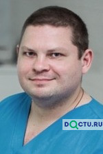 Селезнев Виктор Евгеньевич. стоматолог