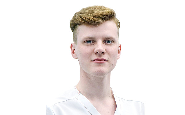 Юхачев Максим Олегович