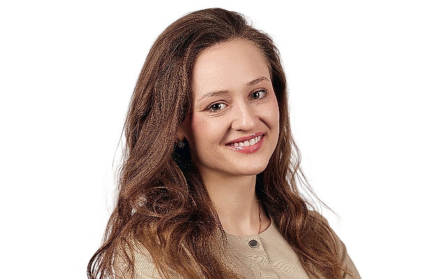 Бикмаева Элина Романовна