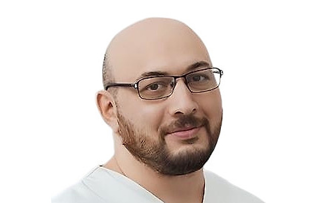 Мнацаканов Артур Сергеевич