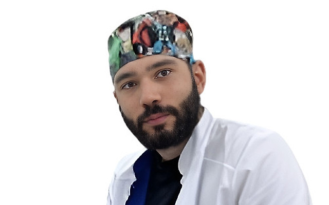 Оганесян Алик Гагикович